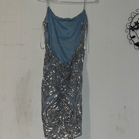 Body Con Windsor Dress - Picture 2 of 2